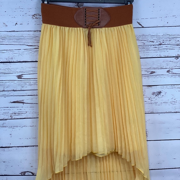 Dresses & Skirts - Women's Skirt